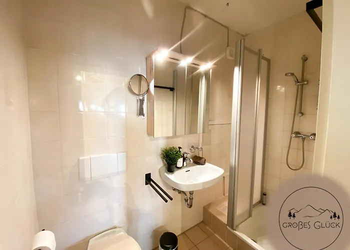 Grosses Glueck アパート *